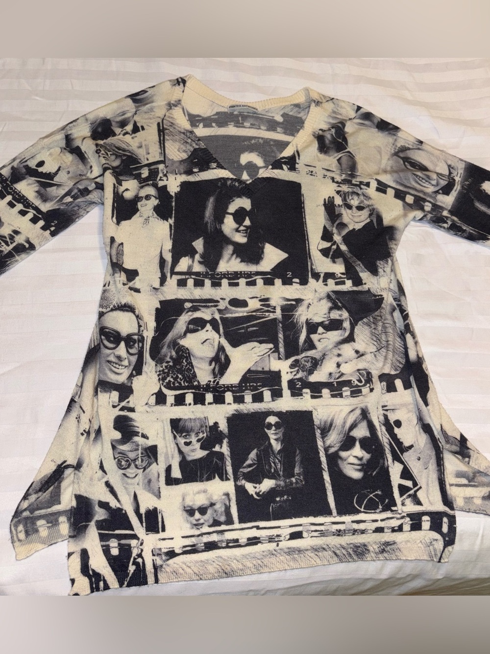 Printed Artworks Cashmere Jackie O V Neck Sweater